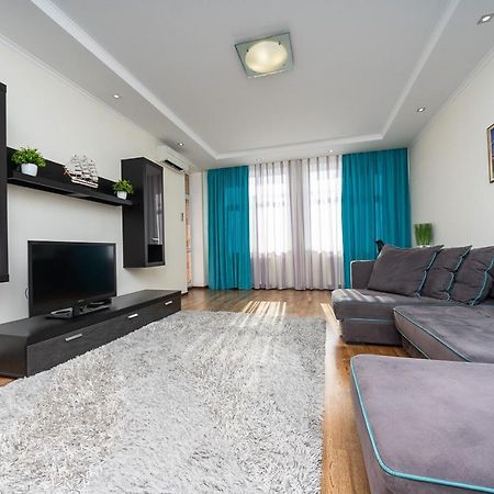 Vip New House Arena City Kiev Luaran gambar