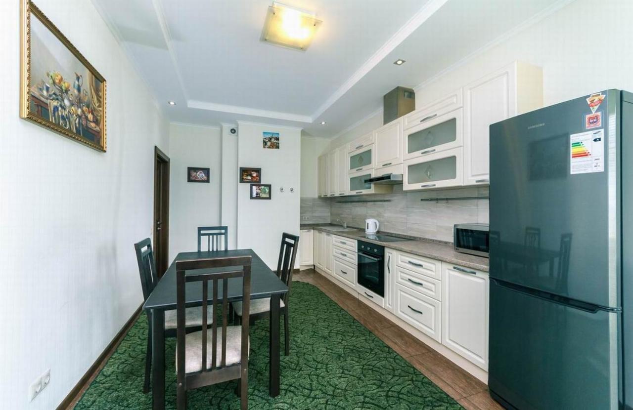 Vip New House Arena City Kiev Luaran gambar