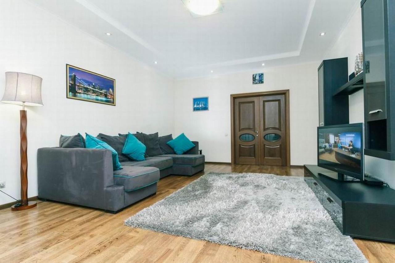 Vip New House Arena City Kiev Luaran gambar